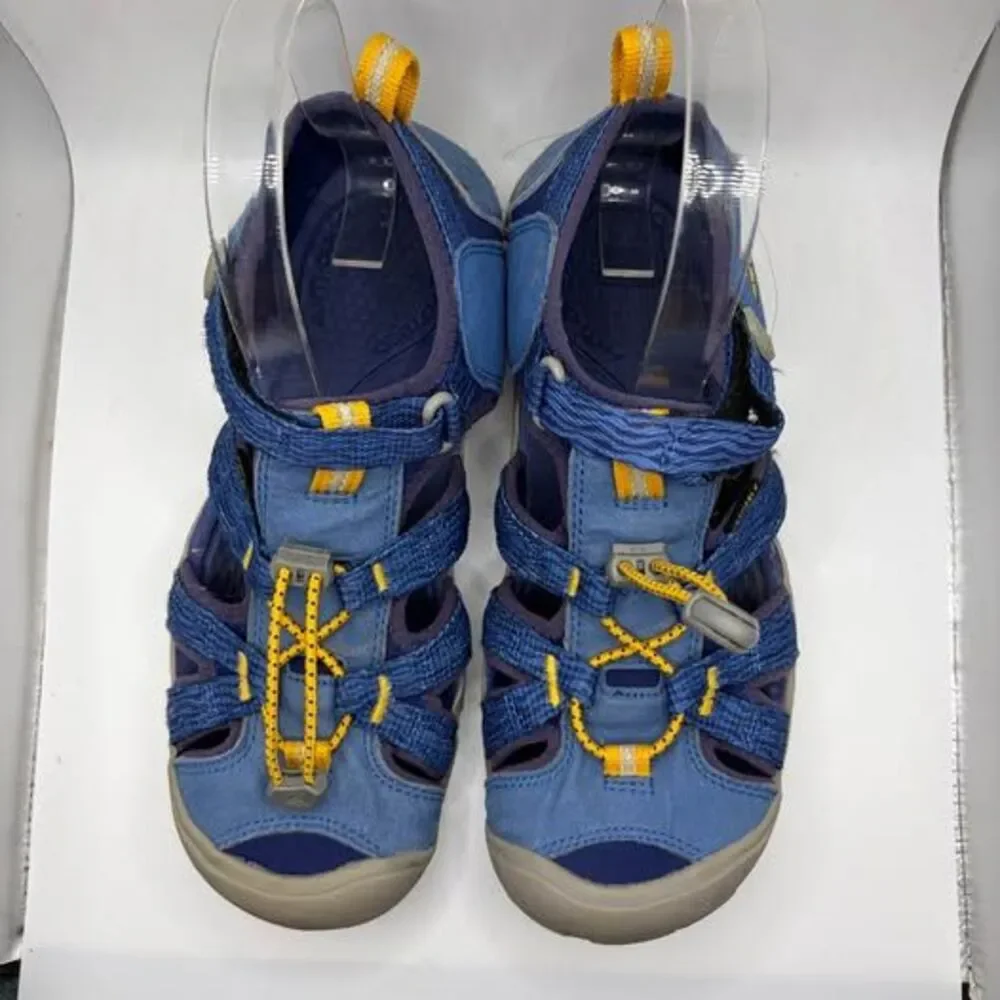Kids KEEN Waterproof Sandals Size 5